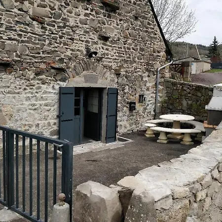 Location Maison Bourboule Holiday home *